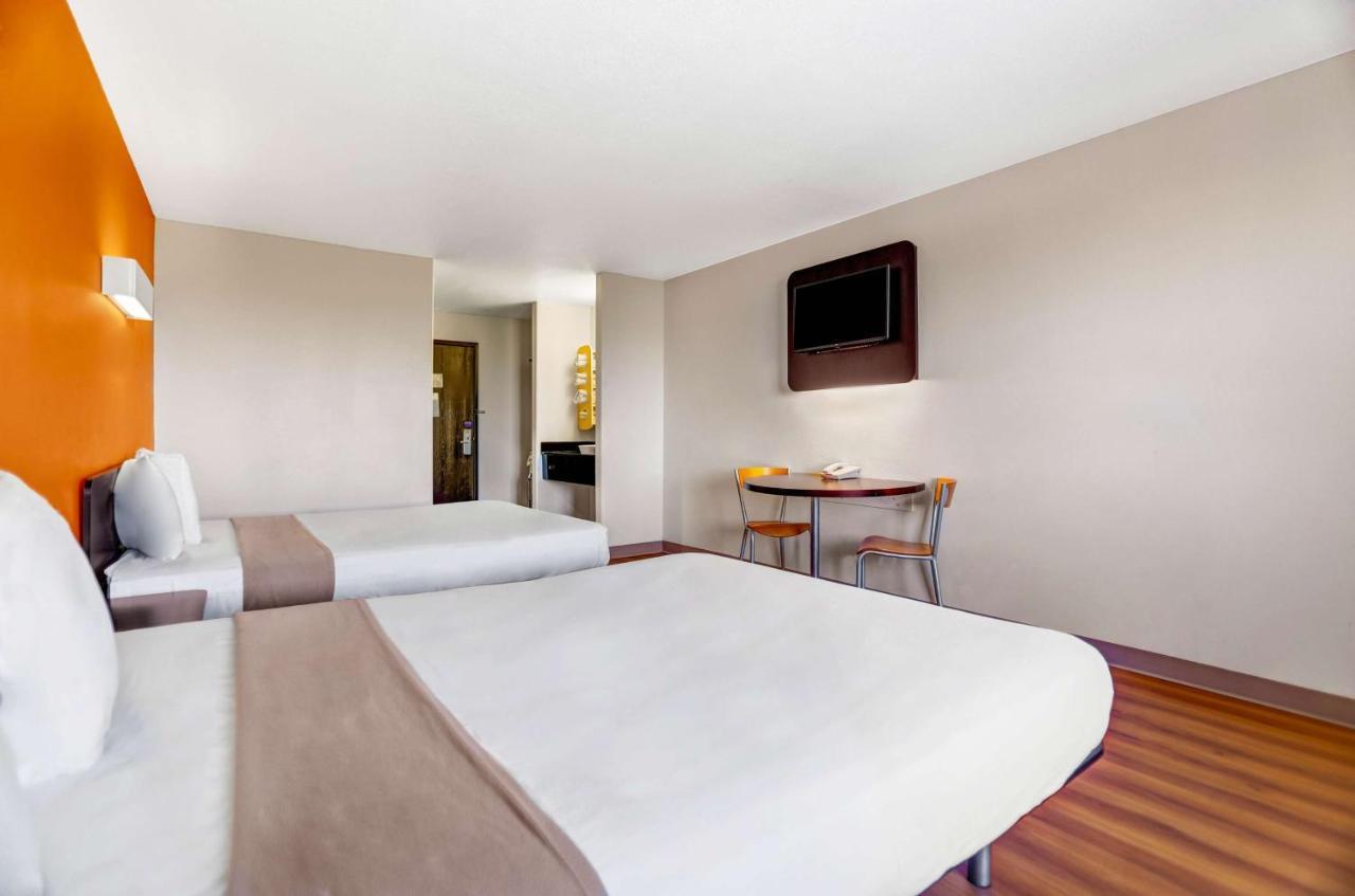 Motel 6-Apache Junction, Az Екстер'єр фото