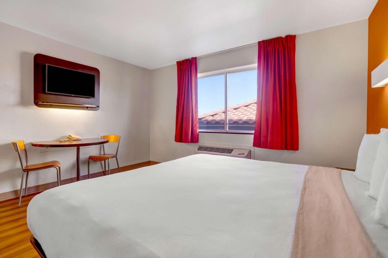Motel 6-Apache Junction, Az Екстер'єр фото