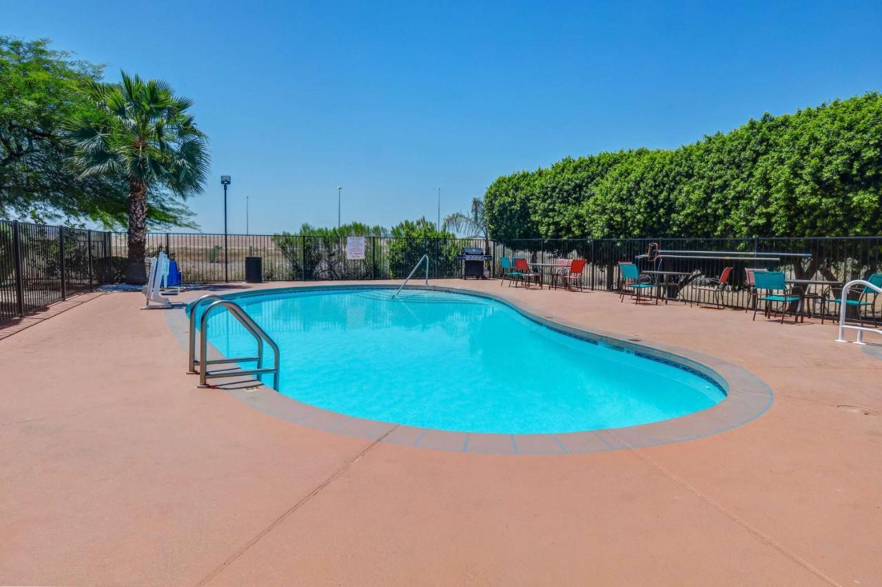 Motel 6-Apache Junction, Az Екстер'єр фото